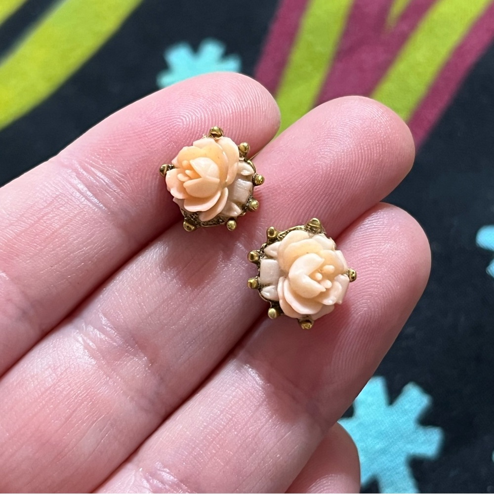 Vintage Peach Rose Floral Stud Earrings